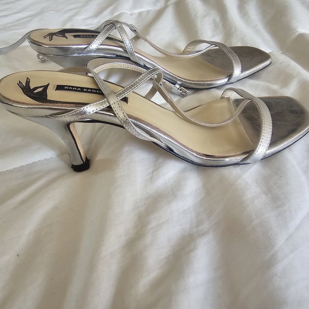 Zara kitten heel silver strappy sandals